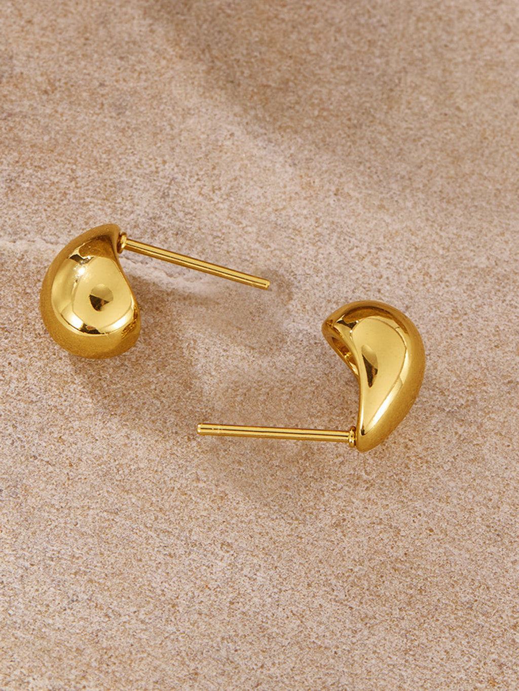 Minimalist Teardrop Stud Earrings